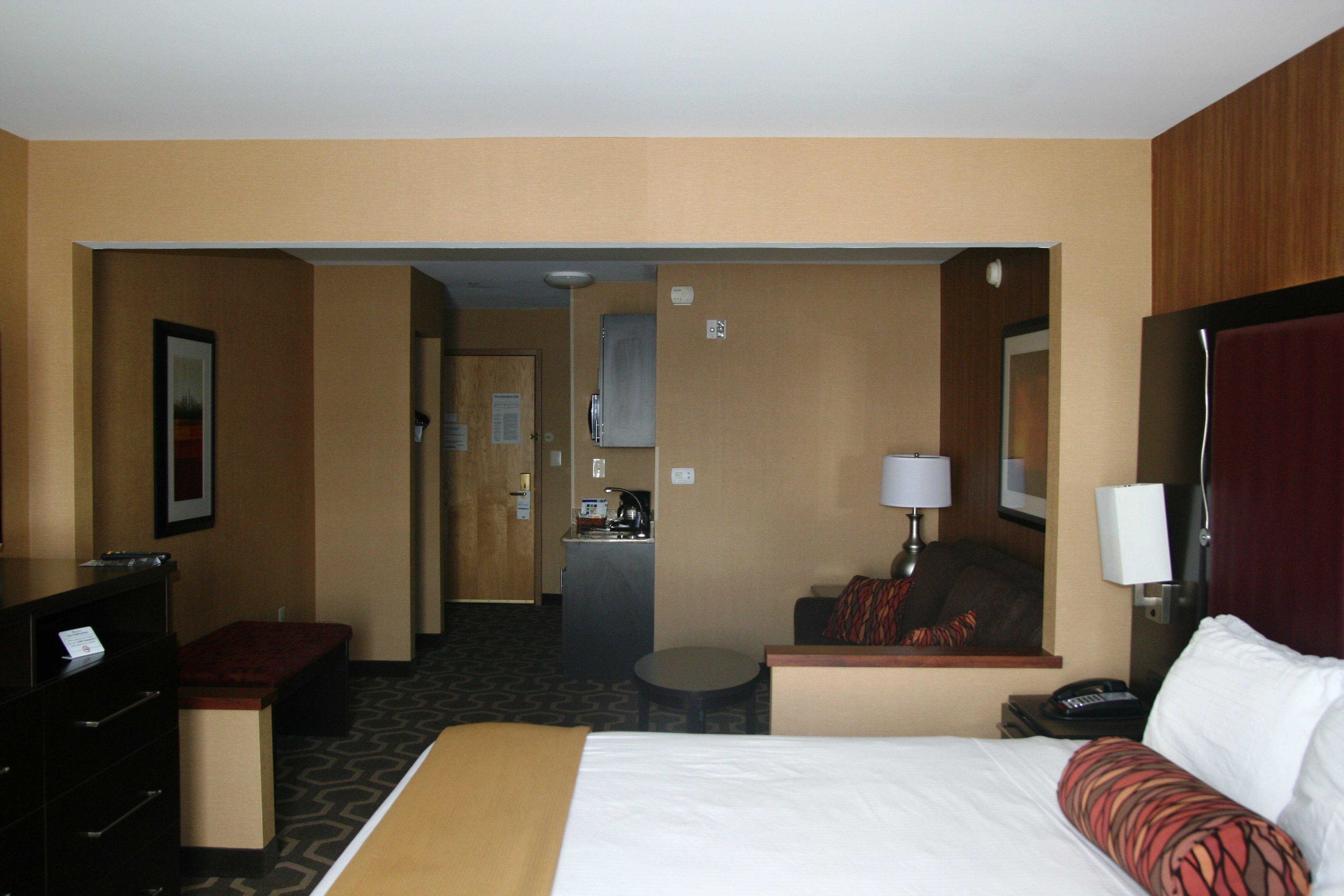 Holiday Inn Express Hotel & Suites Vineland Millville By Ihg Exterior foto