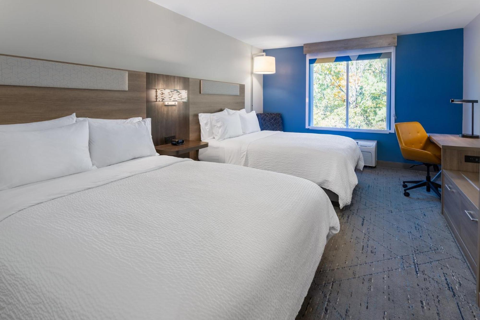 Holiday Inn Express Hotel & Suites Vineland Millville By Ihg Exterior foto