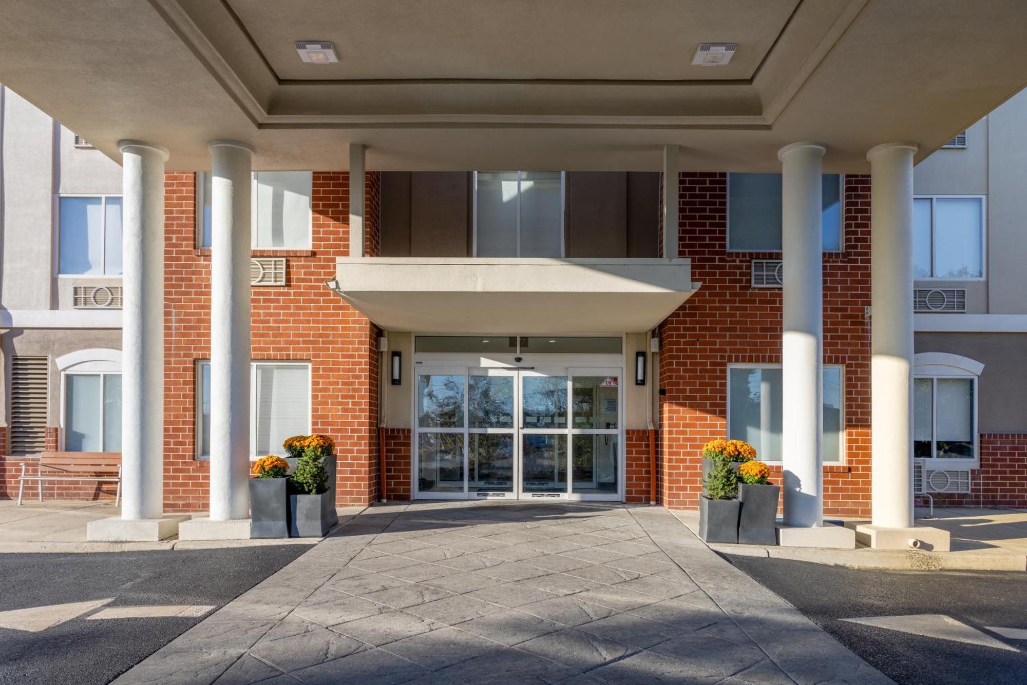 Holiday Inn Express Hotel & Suites Vineland Millville By Ihg Exterior foto