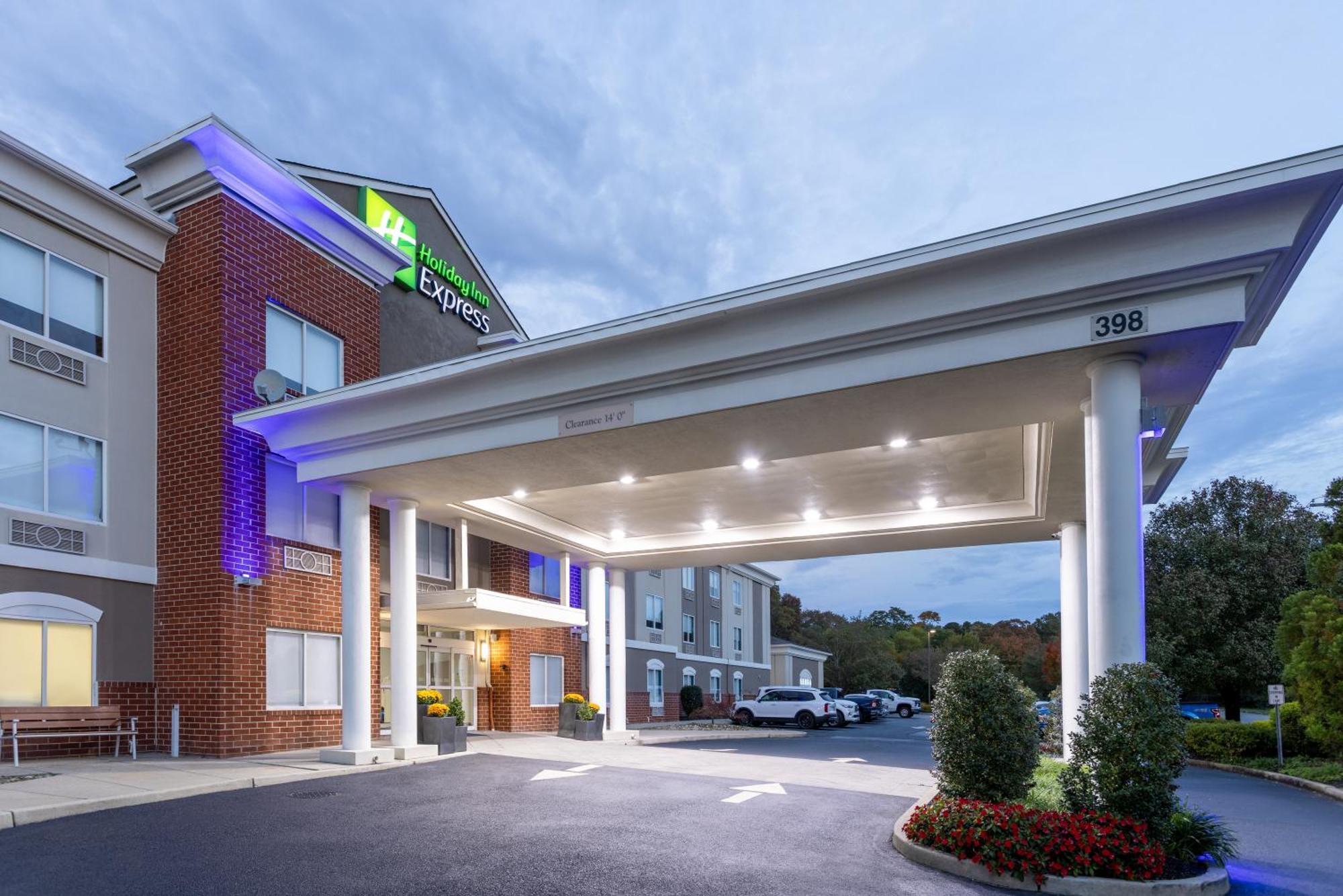 Holiday Inn Express Hotel & Suites Vineland Millville By Ihg Exterior foto