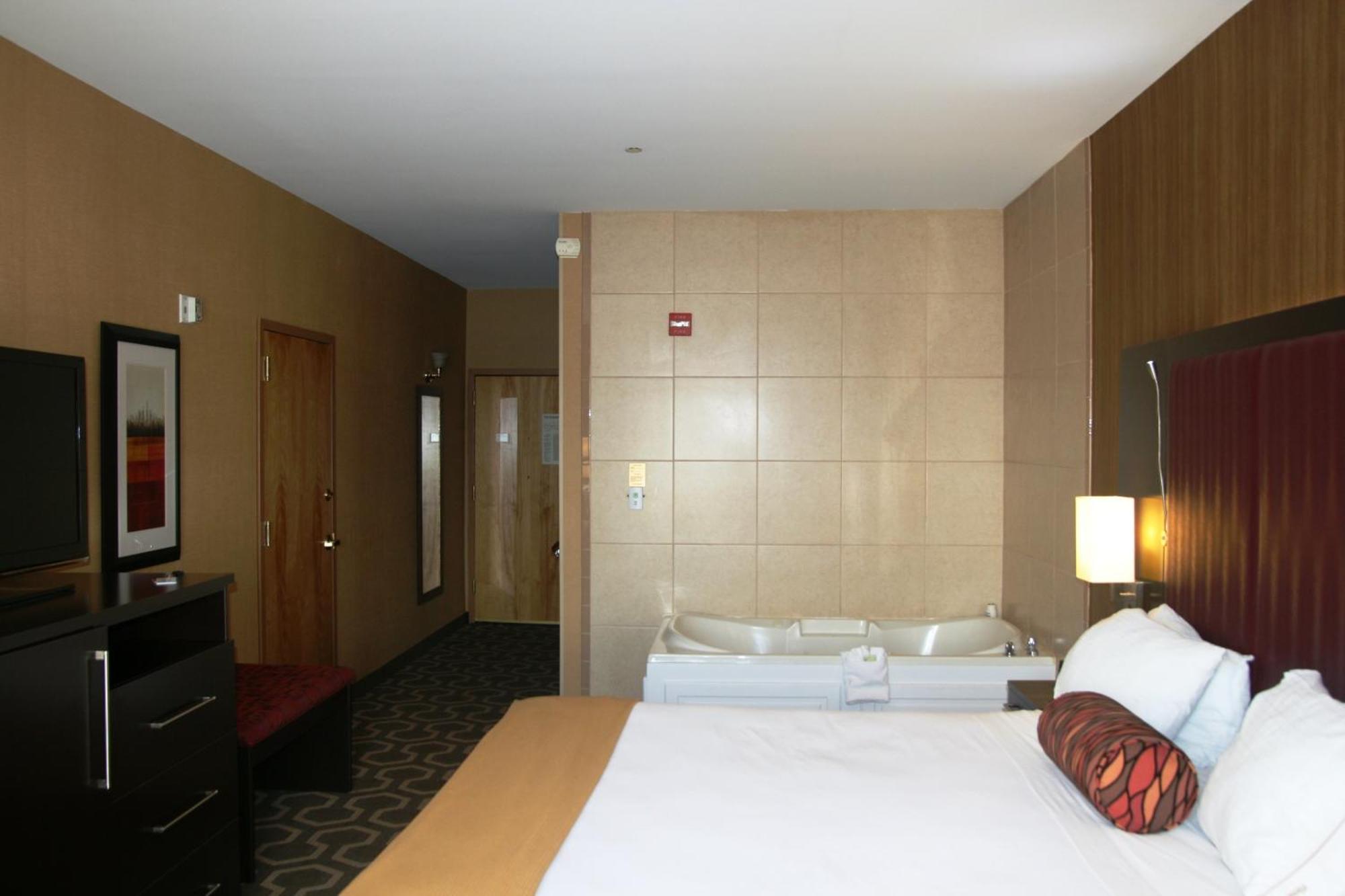 Holiday Inn Express Hotel & Suites Vineland Millville By Ihg Exterior foto